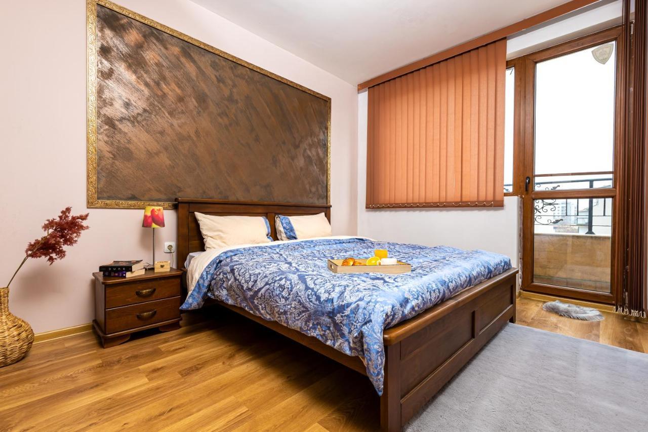 The Walnut 2Bd Apartment Plovdiv Eksteriør billede