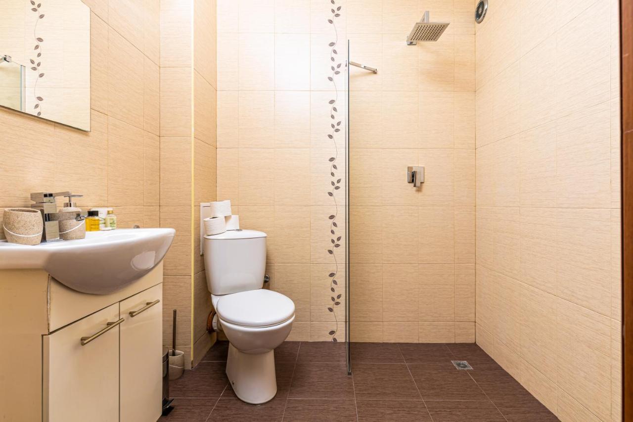 The Walnut 2Bd Apartment Plovdiv Eksteriør billede