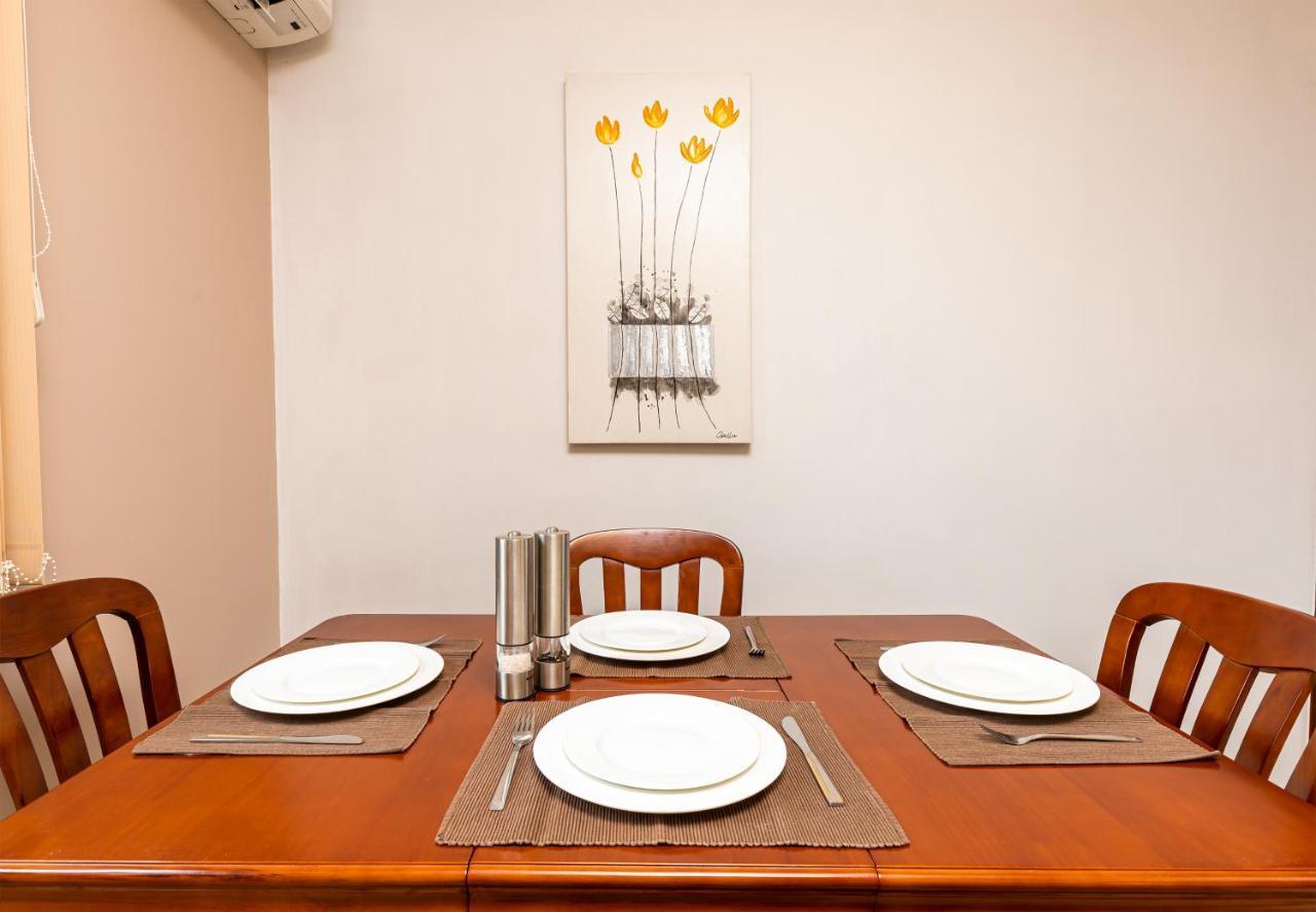 The Walnut 2Bd Apartment Plovdiv Eksteriør billede