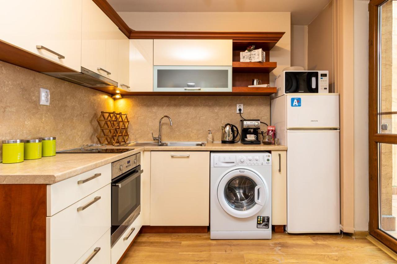 The Walnut 2Bd Apartment Plovdiv Eksteriør billede
