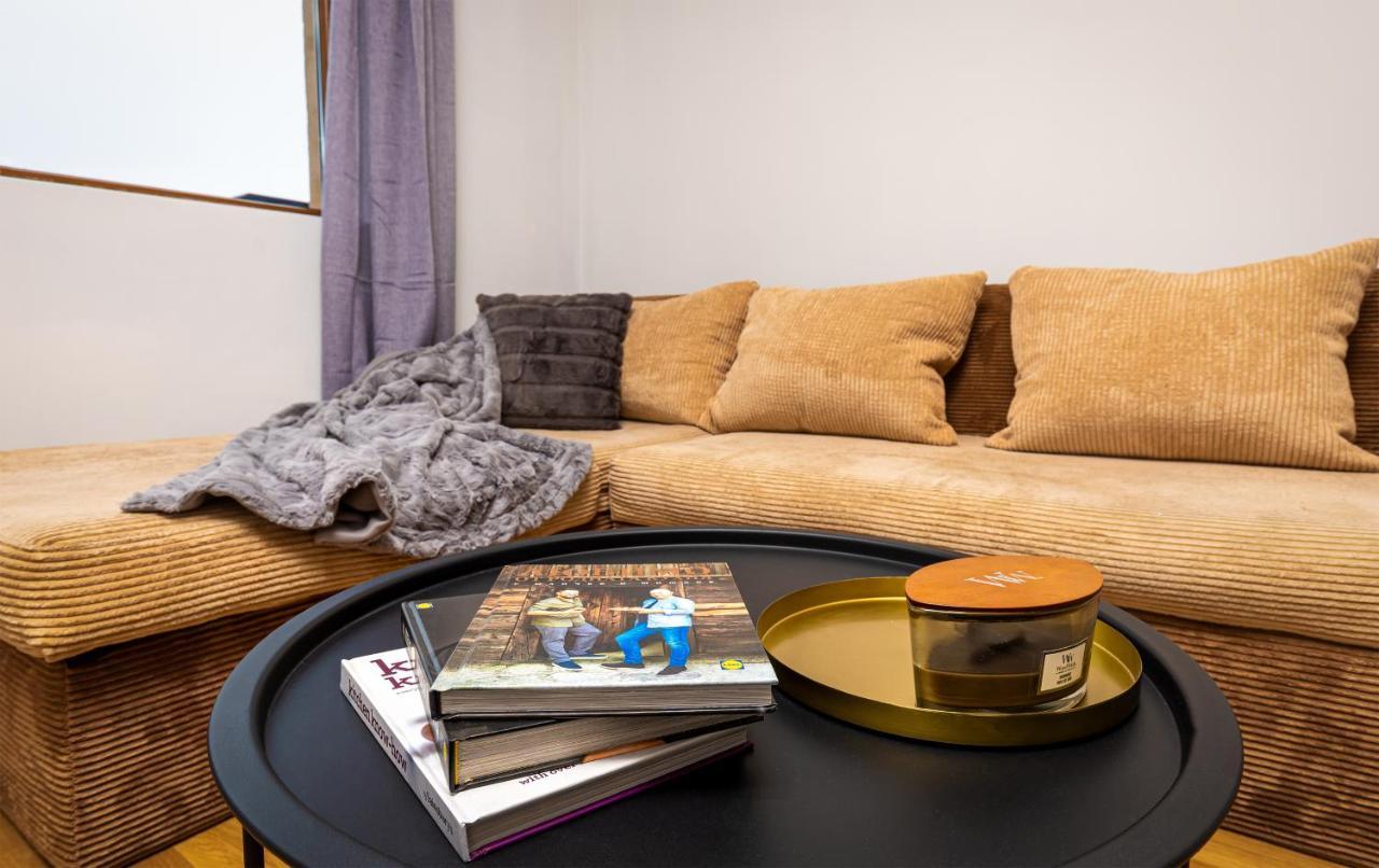 The Walnut 2Bd Apartment Plovdiv Eksteriør billede